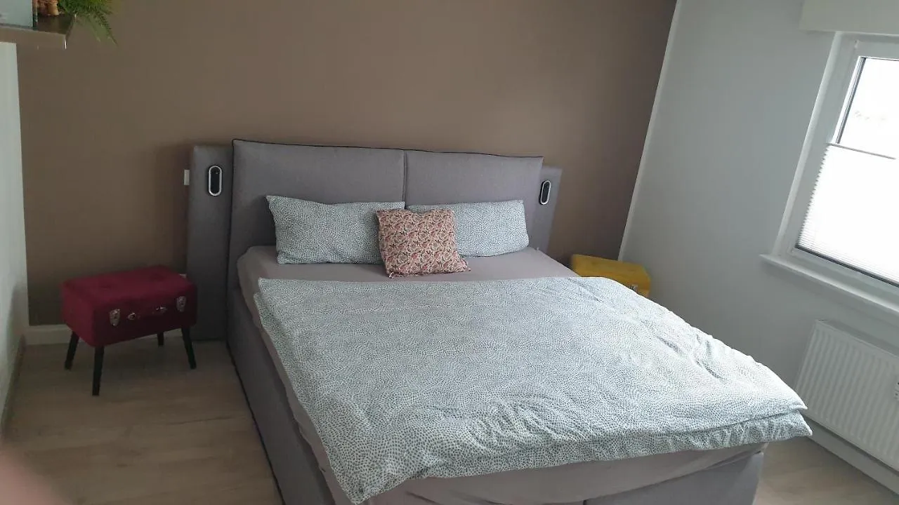 Boardingappartement Windeckblick, Ruhige, Zentrale Lage Mit Grossem Suedbalkon Buehl  Germany